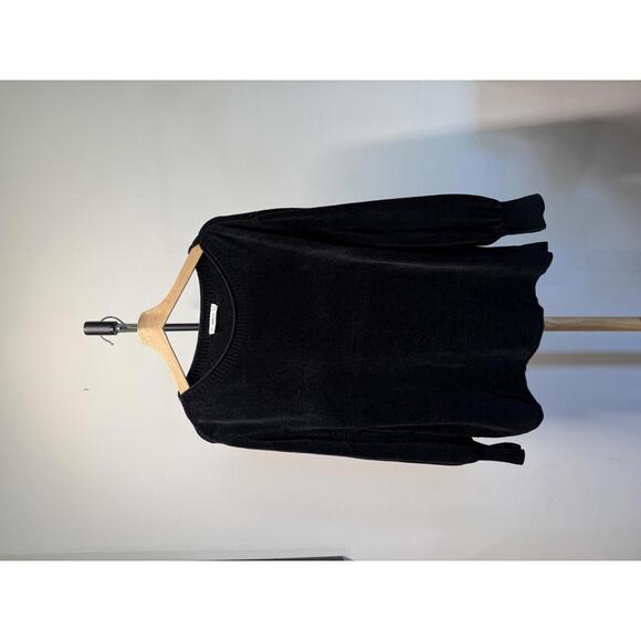 Zara Sweaters - Zara Black Knit Sweater